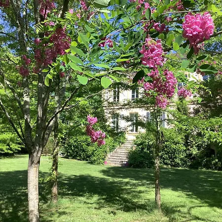 Apartment Chateau De Grenier