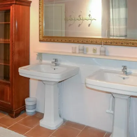 Chateau De Grenier Apartment